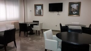 Unclassified image, 5 of 9, button - Hotel Elena Maria (Granada)