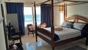 Deluxe Double /Twin Room with Sea View