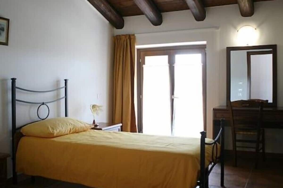 Double or Twin Room | Desk, free WiFi, wheelchair access