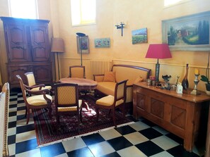 Interior - Domaine de la Coudraye (La Haye-du-Theil)