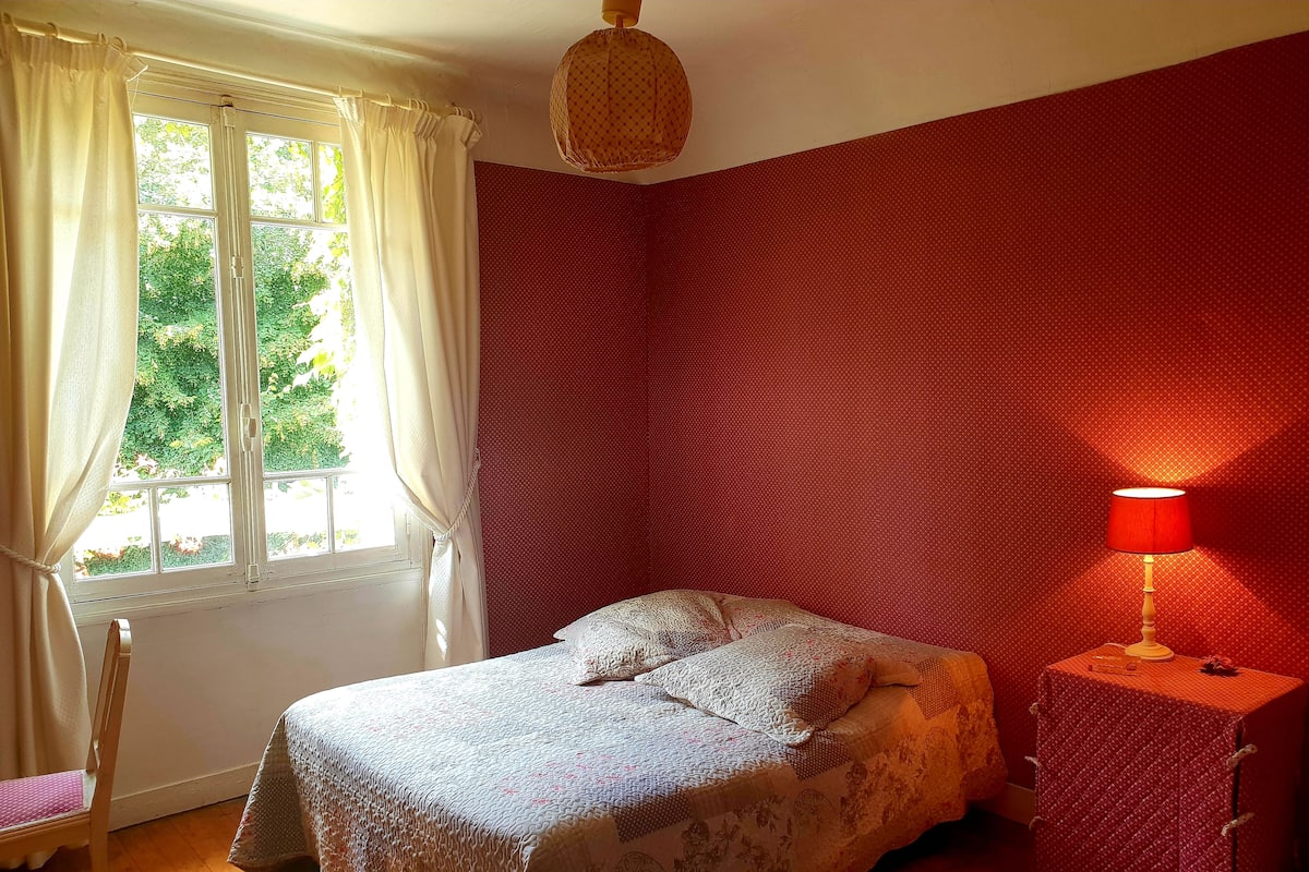 Individually decorated, individually furnished, free WiFi, bed sheets