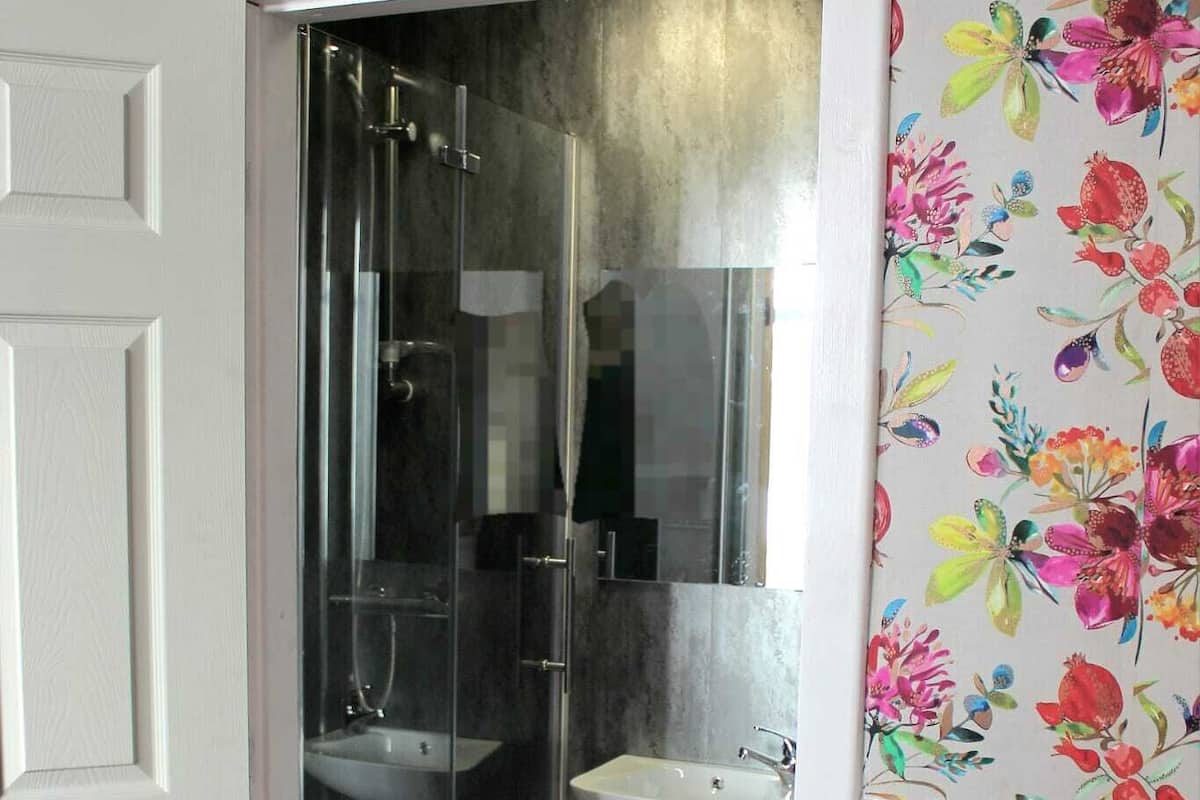 Deluxe Double Room, Ensuite | Bathroom