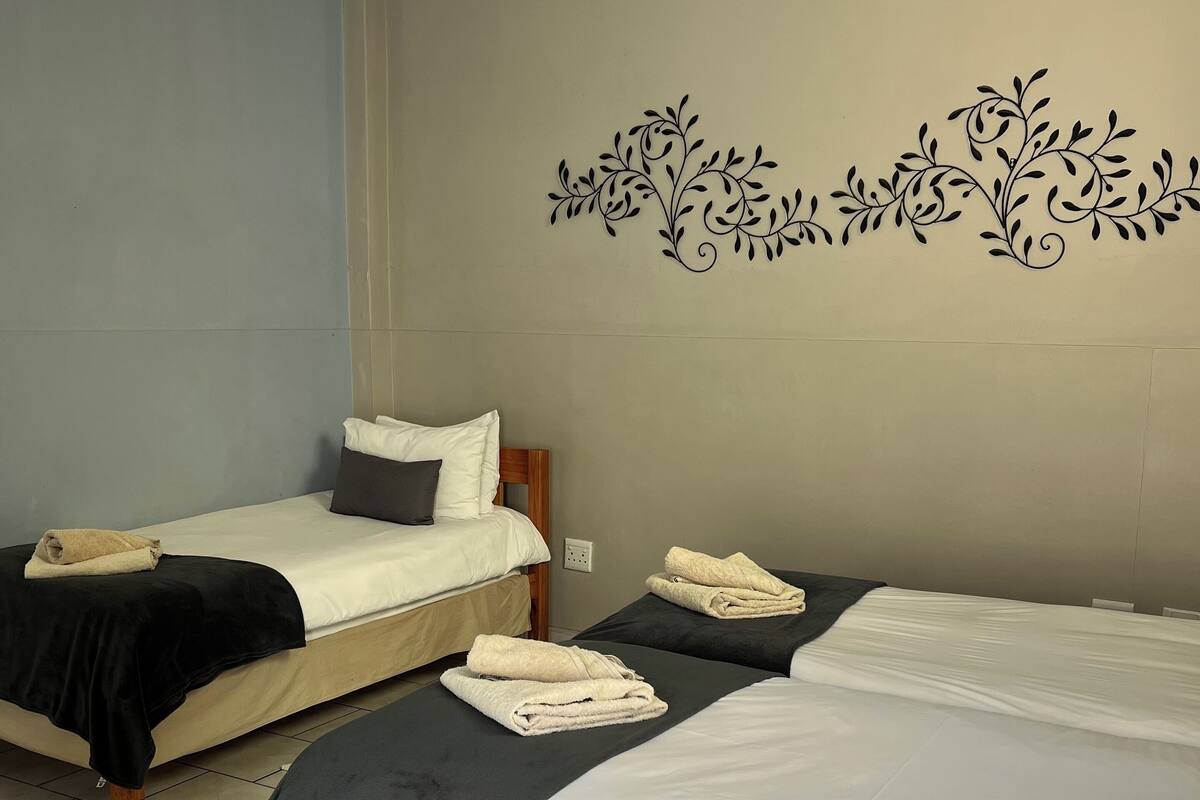 Standard Triple Room (Family Room 10)