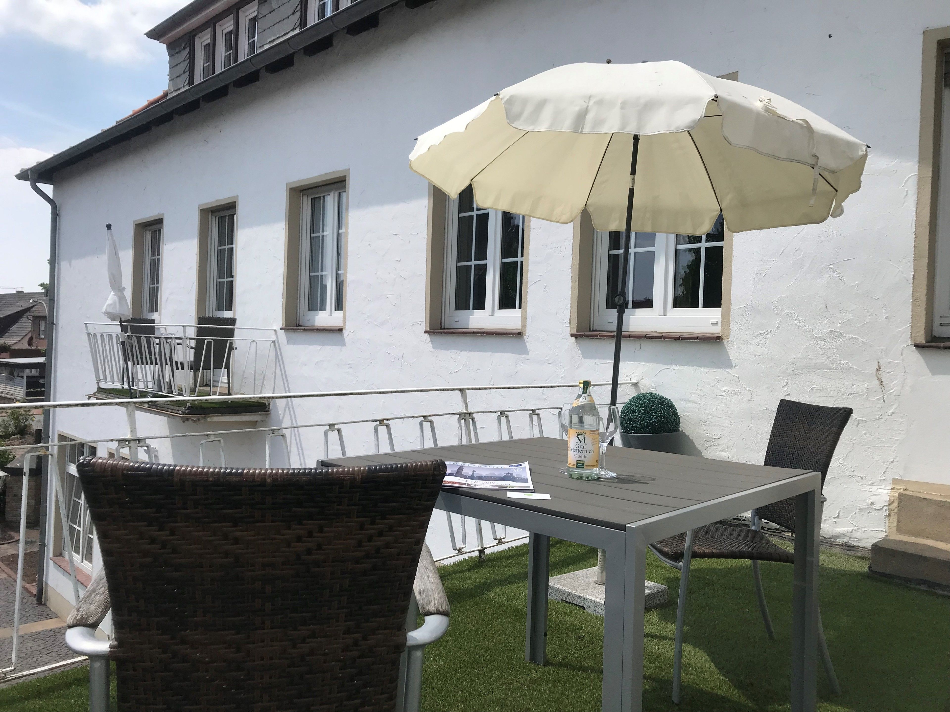 comfort double room, balcony | 1 bedroom, individually decorated, individually furnished, desk