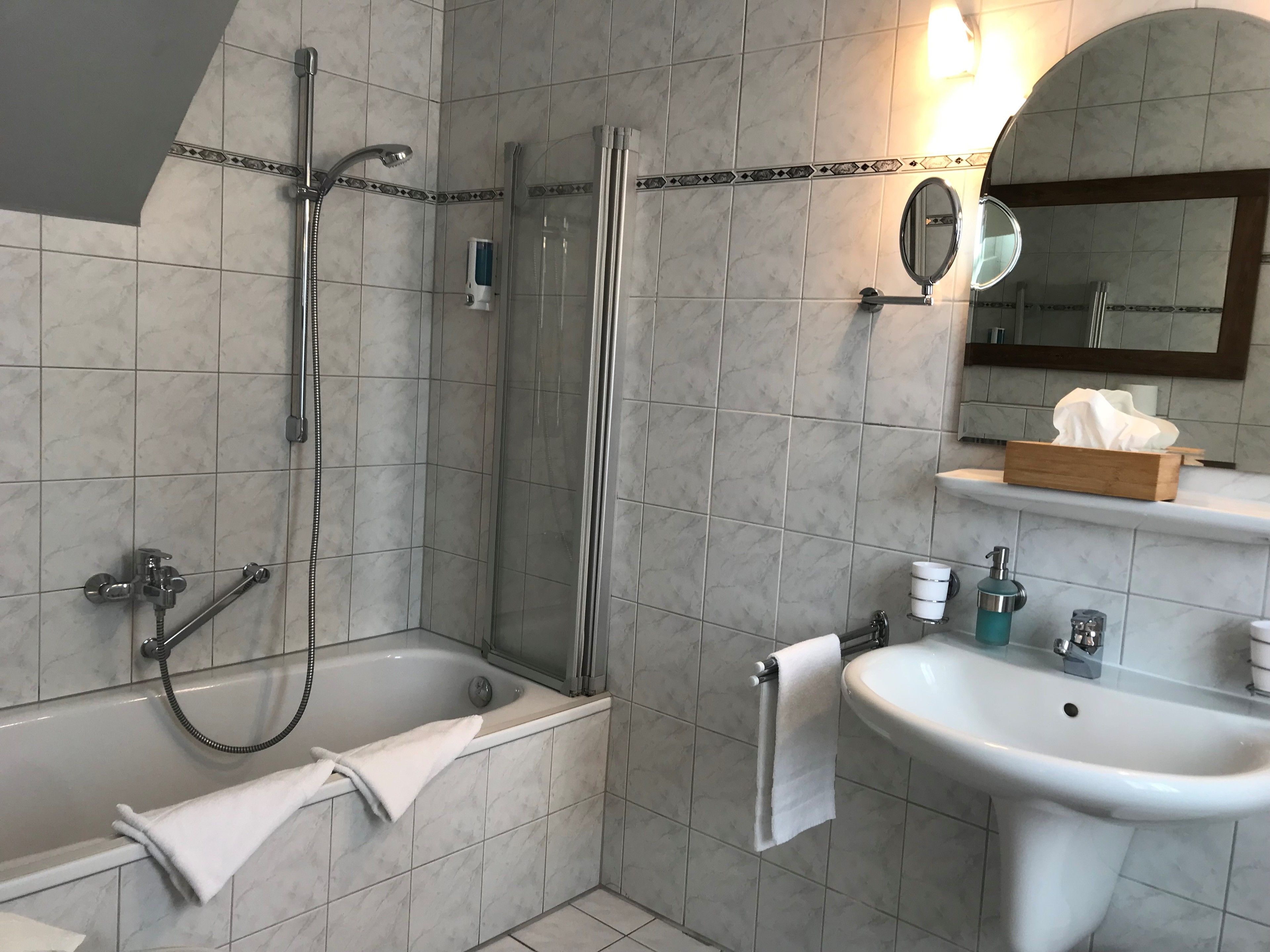 comfort double room, balcony | bathroom | hair dryer, towels