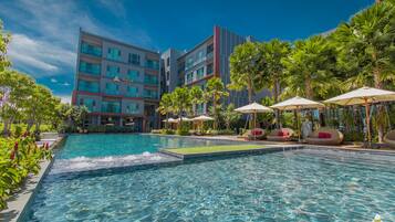 Outdoor pool, open 7:00 AM to 8:00 PM, pool umbrellas, pool loungers