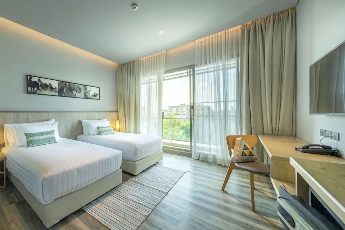 In-room safe, desk, blackout drapes, WiFi (free)