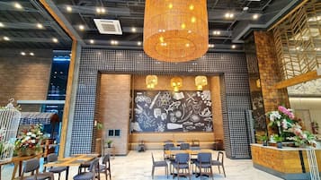 Spécialités Cuisine locale et internationale