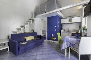 1 Schlafzimmer, individuell dekoriert, individuell eingerichtet