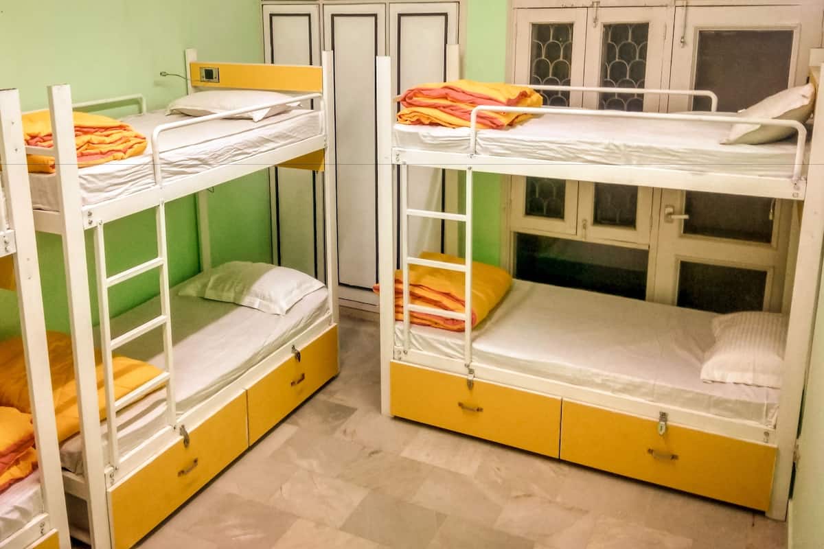 Superior Shared Dormitory, 6 Bedrooms, Non Smoking | In-room safe, soundproofing, free WiFi, bed sheets