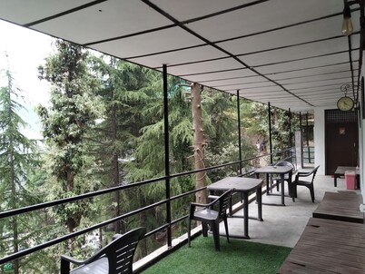 International Youth Club - Hostel