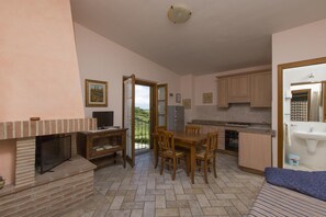 Stovetop, cookware/dishes/utensils - Casa Vacanze Le Case (San Gimignano)