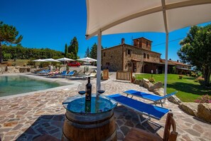 Outdoor pool - Casa Vacanze Le Case (San Gimignano)