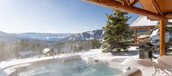 Moonlight Club! Ski-in / Ski-out Cowboy Heaven Cabin mit bester Aussicht in Big Sky!