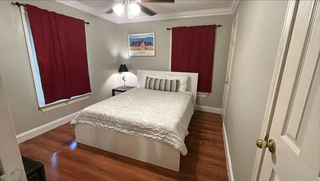 2 bedrooms, iron/ironing board, WiFi (free), bed sheets