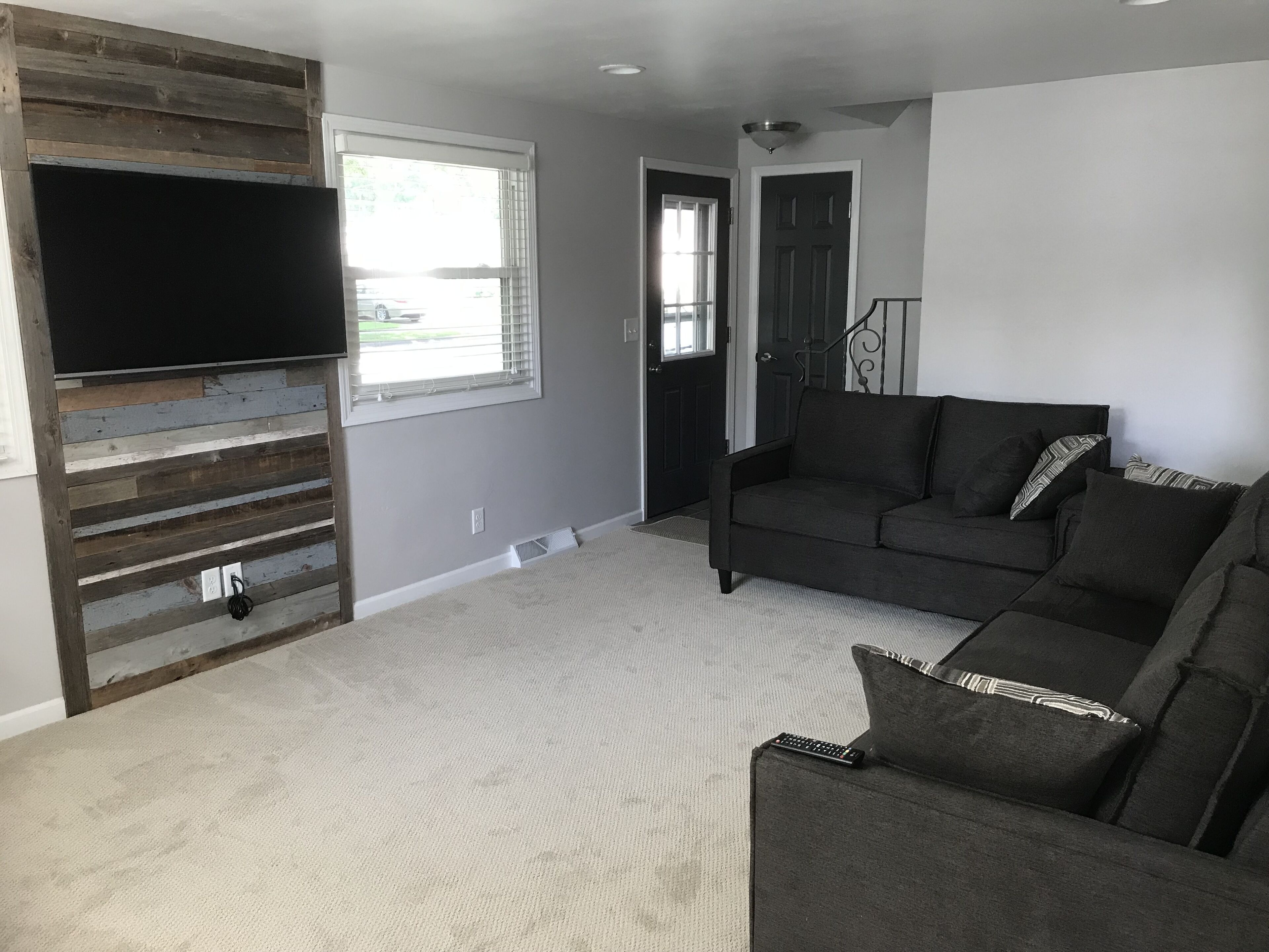 Completely Remodeled Full House 2 Blocks From Lambeau Field - 그린베이