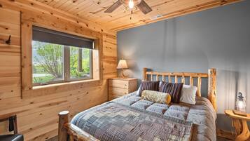 5 bedrooms, iron/ironing board, travel crib, WiFi