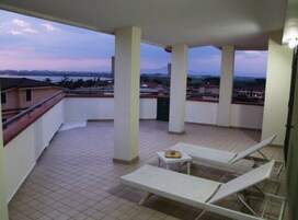 Habitación doble superior | Terraza o patio