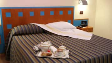 Una cassaforte in camera, una scrivania