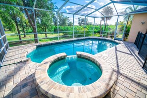 Alberca al aire libre 