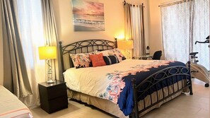 4 Schlafzimmer, BĂŒgeleisen/BĂŒgelbrett, kostenloses WLAN, BettwĂ€sche