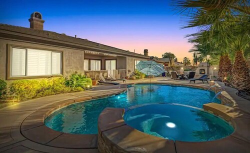 Desert Solstice Lux Desert Oasis w/ saltwater pool