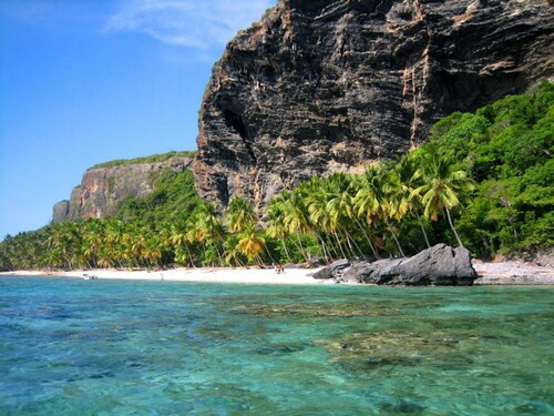 La Cueva, eco-lodge for 4, peaceful, close to the beaches