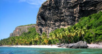 La Cueva, eco-lodge for 4, peaceful, close to the beaches