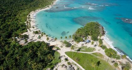 La Cueva, éco-lodge pour 4 personnes, au calme, proche des plages