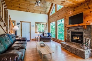 TV, fireplace, DVD player, offices