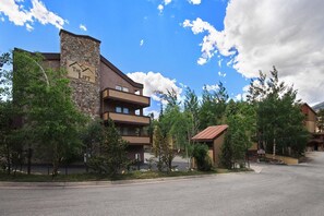 Condo, 1 Bedroom | Exterior