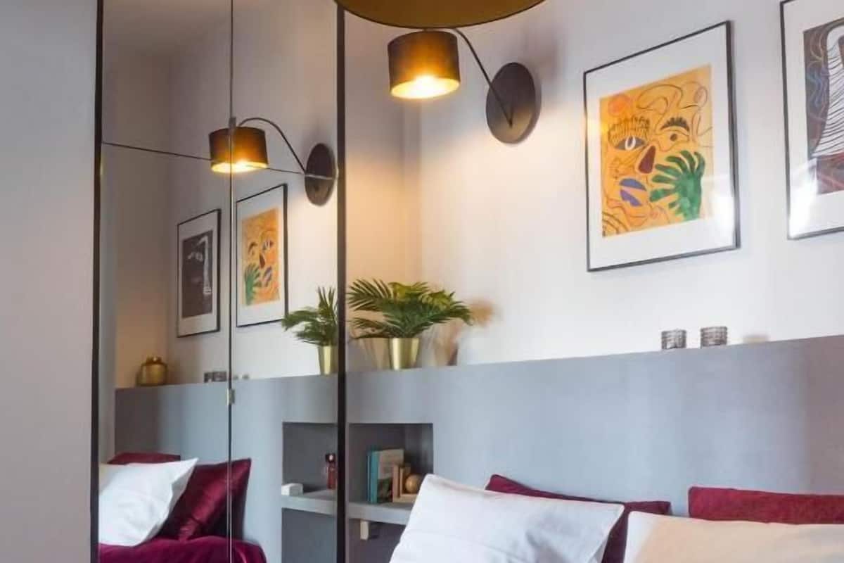 Decoración personalizada, muebles diferentes y escritorio