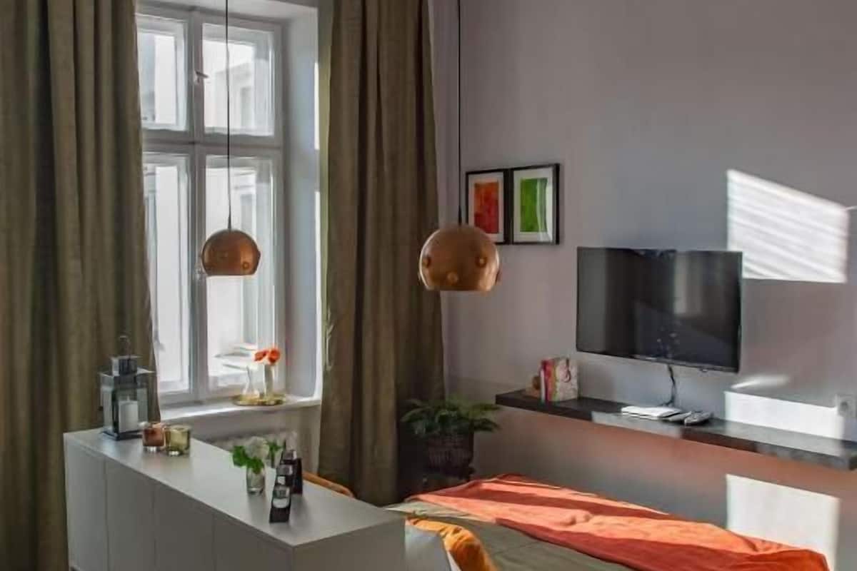 Decoración personalizada, muebles diferentes y escritorio