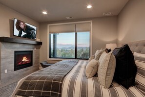 4 Schlafzimmer, Bügeleisen/Bügelbrett, Reisekinderbett, WLAN