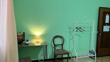 Down duvets, individually furnished, desk, laptop workspace