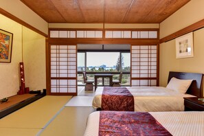 Japanese Style Room  Garden Lake view Non smoking | In-room safe, free WiFi