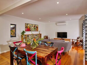 Luxury House, 3 Bedrooms, Non Smoking | Living area | Smart TV, Netflix, DVD player - Northbank House (Bright)