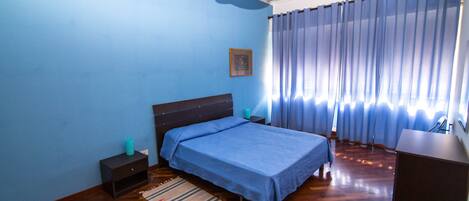Apartment | 1 bedroom, free cribs/infant beds, free WiFi, bed sheets