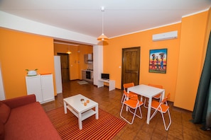 Apartment | Living area