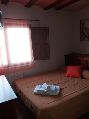 Habitación doble | Cunas gratuitas, wifi gratis, ropa de cama