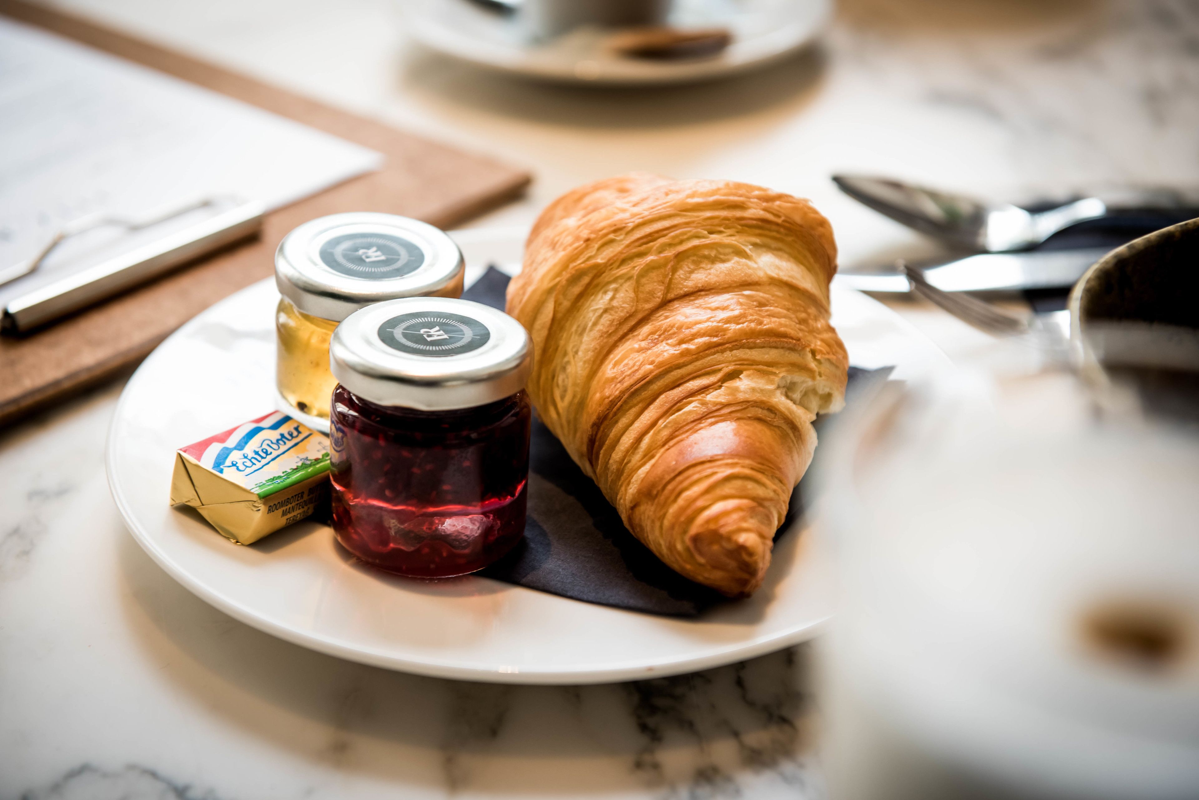 Daily cooked-to-order breakfast for a fee