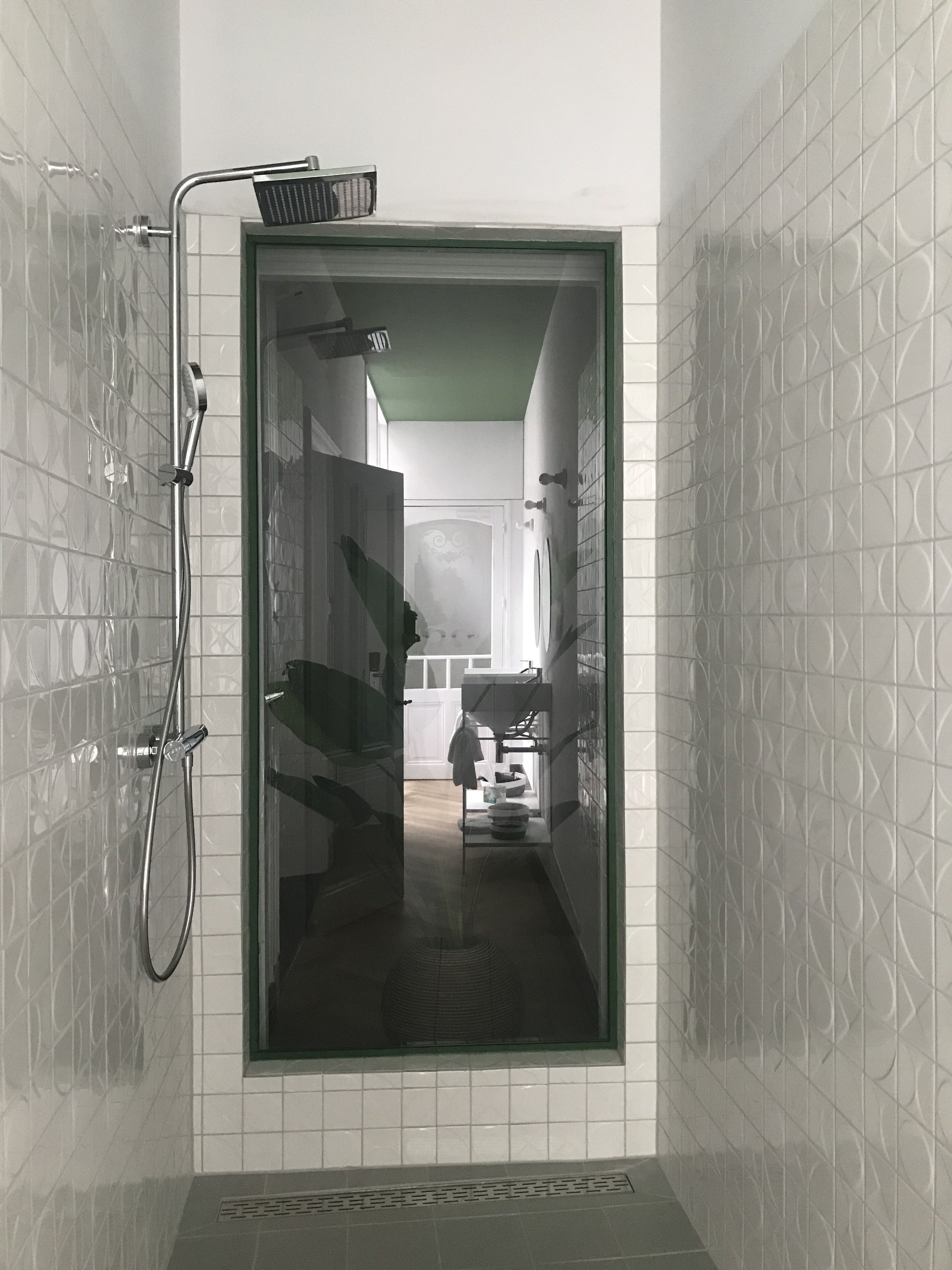 presidential suite | bathroom shower