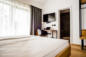 Double Duplex | Cofres nos quartos, cortinas blackout, ferros/tábuas de passar roupa