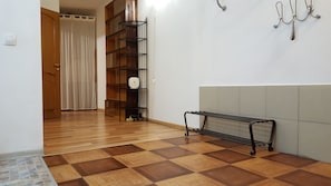 2 bedrooms, desk, soundproofing, iron/ironing board