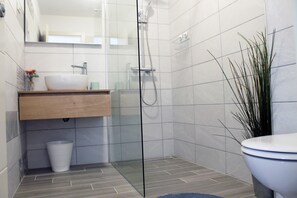 Shower, hair dryer, towels - Butique apartment Borghetto (Medulin)