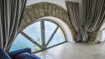 Junior Suite, Sea View | Free WiFi, bed sheets