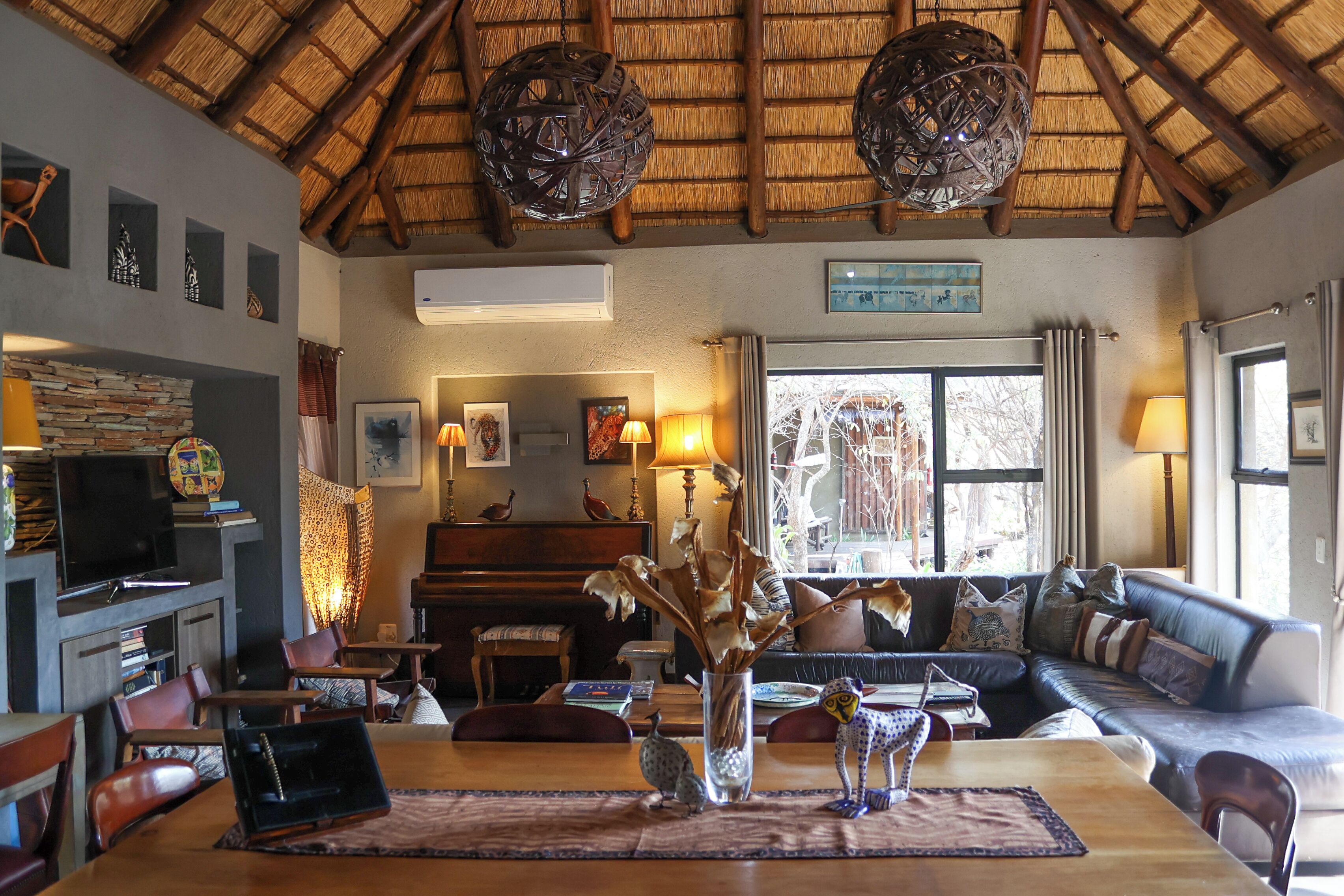 Luxury House | Living area