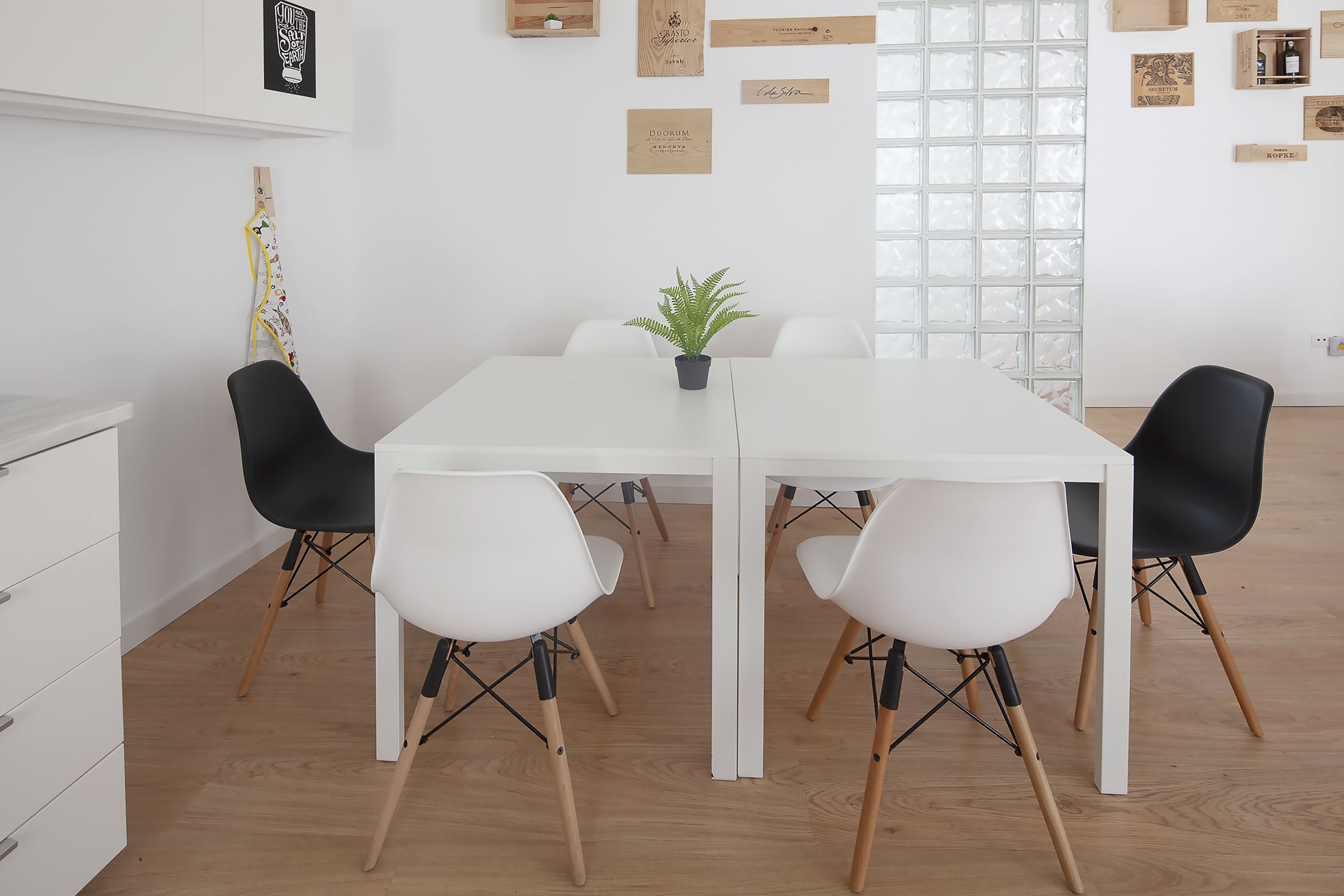 Familienhaus, 2 Schlafzimmer, Terrasse | Essbereich im Zimmer