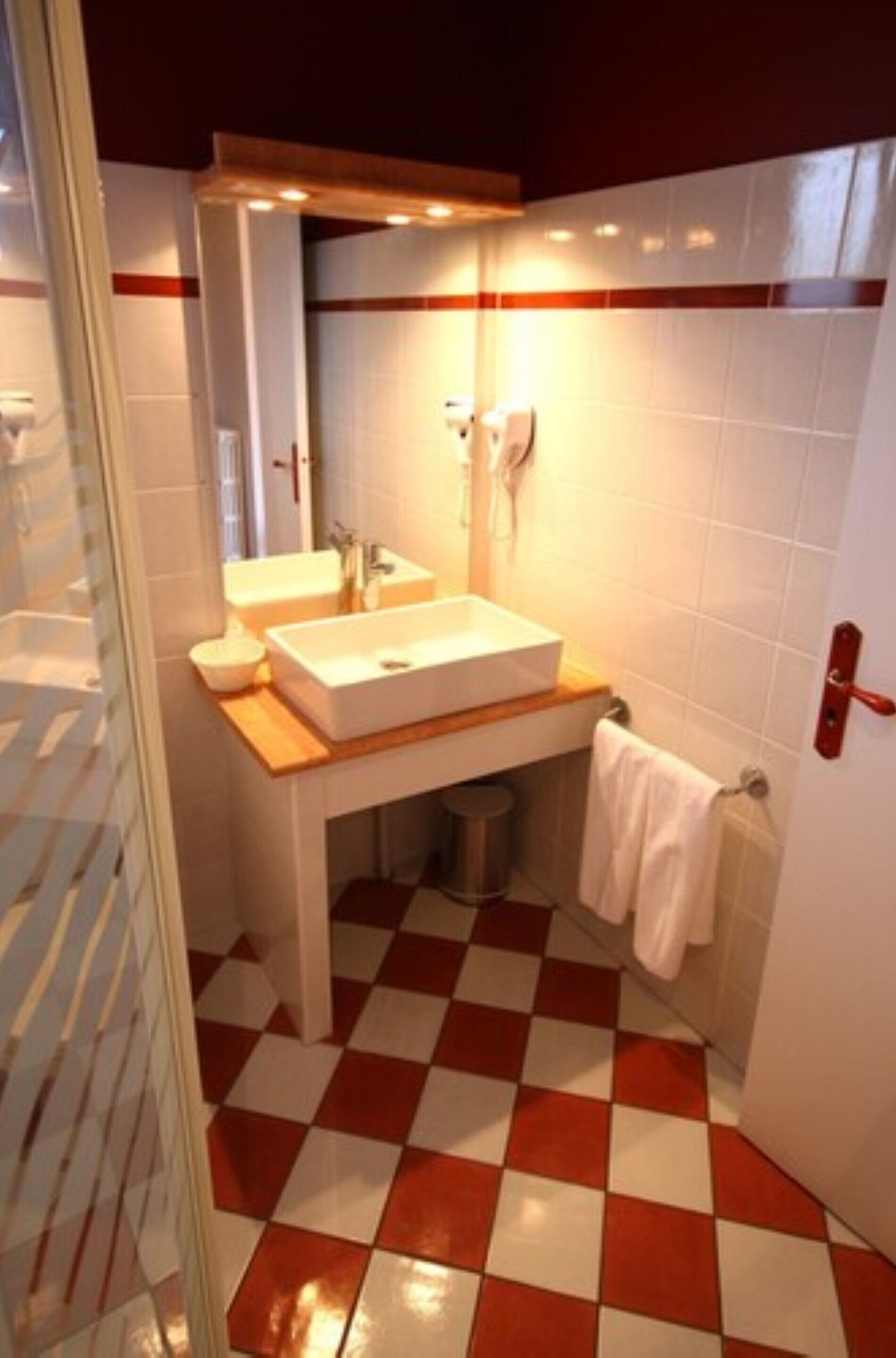 double room, terrace (ocean) | bathroom | free toiletries, hair dryer, towels