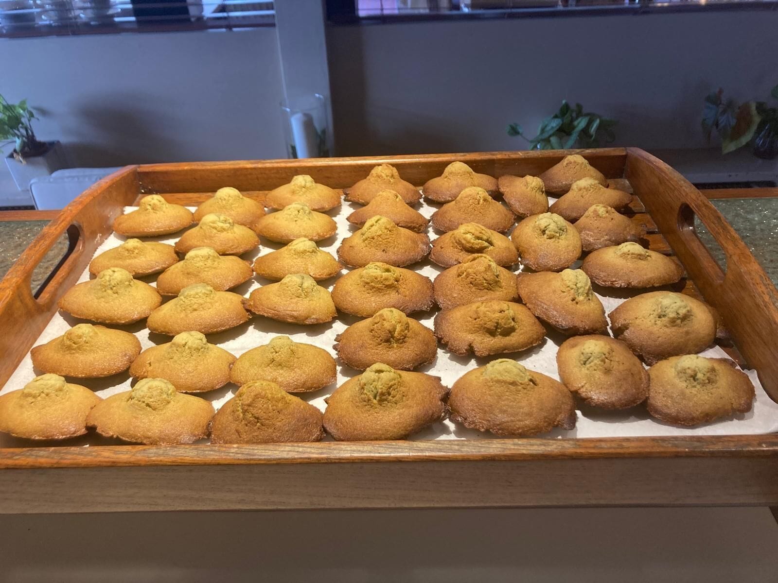 daily continental breakfast (eur 12 per person)